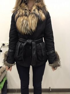 Куртка с мехом енота