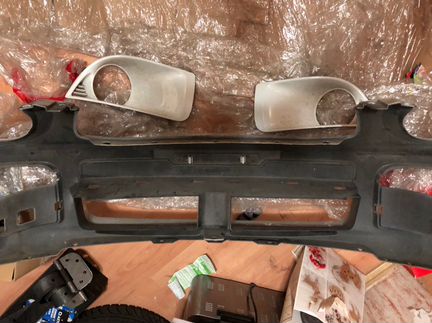 Бампер передний