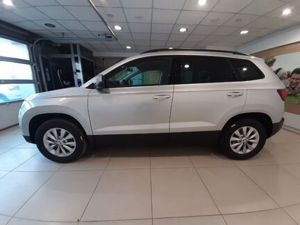 Skoda Karoq 1.4 AT, 2020