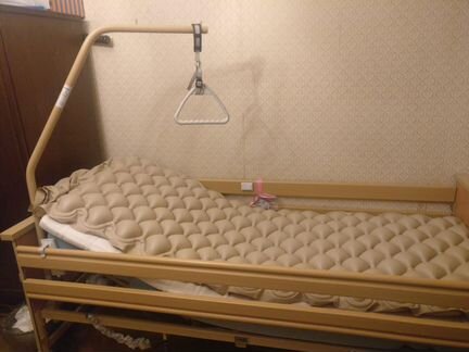 Кровать медицинская с электроприводом