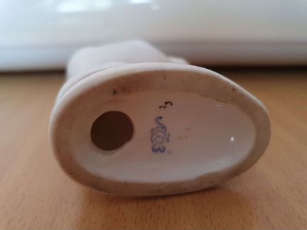 Фарфор. Купальщица