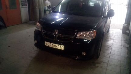 Фара Додж караван 08-12г