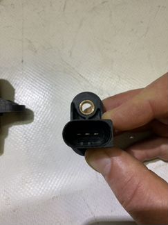 Датчик положения распредвала BMW 7506273