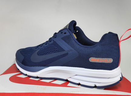 Кроссовки Nike