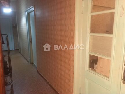 2-к квартира, 65.4 м², 1/5 эт.