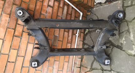 Mercedes GLK 204 подрамник Задний A2123504205