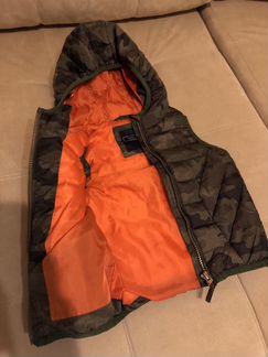 Дутый жилет next