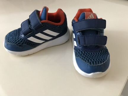 Кроссовки adidas