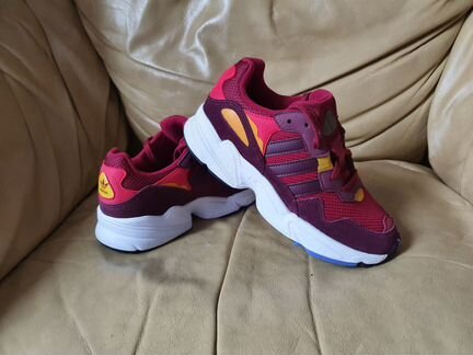 Кроссовки Adidas Yung новые 36 р