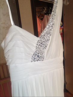 Белое платье с стразами из США