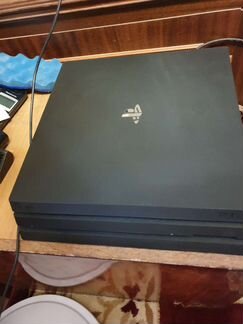 Sony Playstation 4 pro (PS4 1tb)