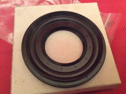 Сальник редуктора BMW 33107505605