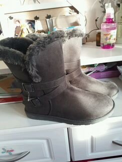 Ботинки, похожи на угги