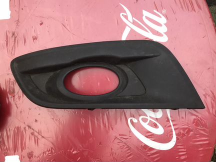 Mazda 3 2008 подфарник