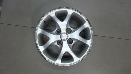 Оригинальные литые диски на Toyota - Yaris R14