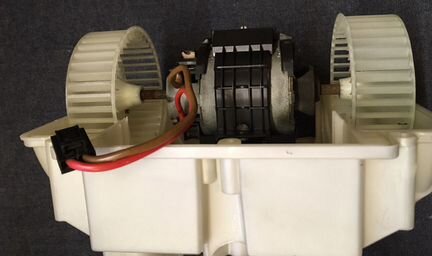 Мотор печки w221