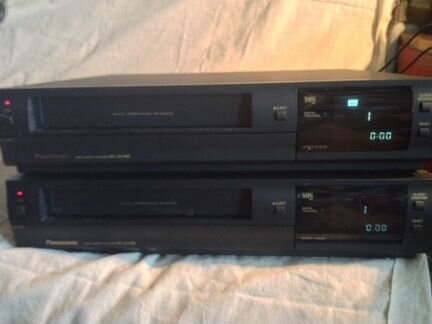 Видеомагнитофон Panasonic NV- J30