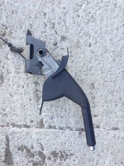 Mazda 3 BK ручка стояночного тормоза