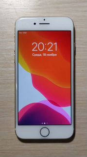 Смартфон Apple iPhone 7 32Gb Gold (MN902RU/A)