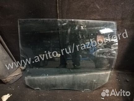Стекло задней левой двери Ford kuga 1 голубое
