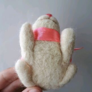 Валяная игрушка