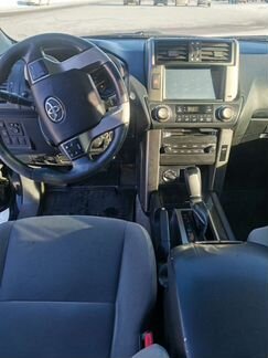 Toyota Land Cruiser Prado 2.7 AT, 2012, 190 000 км