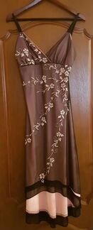 Продаю вечернее платье 46 размер