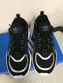 Кроссовки adidas р.30