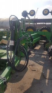 Сеялка точного высева John Deere DB 37