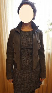 Кожаная куртка из натуральной замши серого цвета