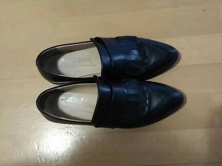 Лоферы черные 38