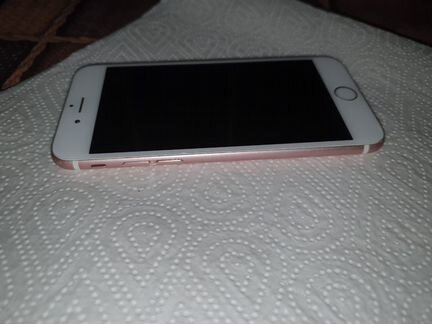 Телефон iPhone 6S