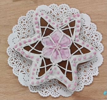 Праздничные пряники в подарочных упаковках