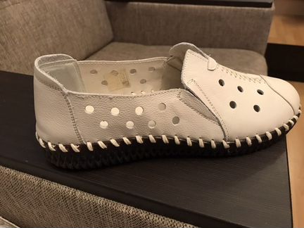 Ботиночки женские 38 размер (на широкую ногу)