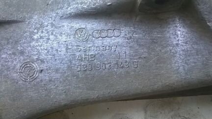 Кронштейн генератора golf 3 vento гольф 3