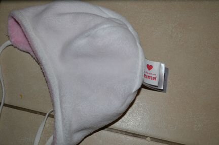 Продам зимнюю шапку на девочку Reima 44-46