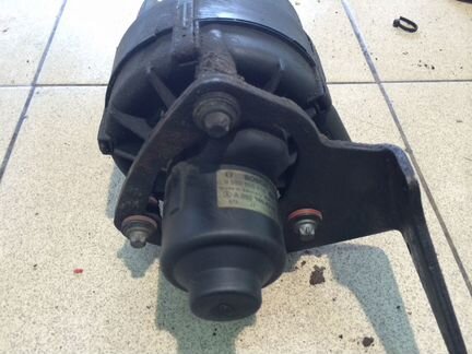 Насос продувки картерных газов Мерседес 0001404285