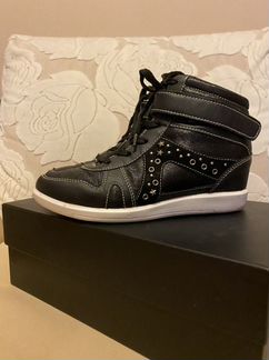 Кроссовки на платформе