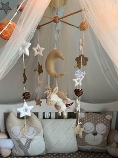 Постельный набор в кроватку