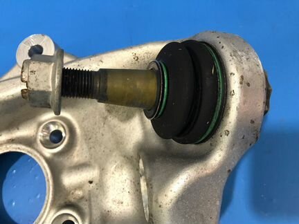 Кулак передний правый Bmw 7-Я Серия F02 N55 2015