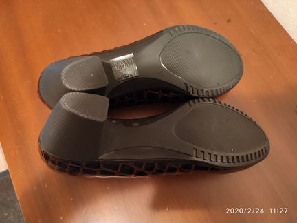 Туфли женские новые