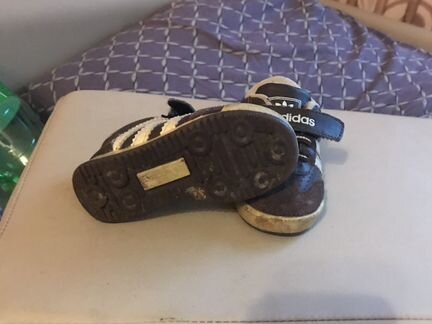 Кроссовки adidas