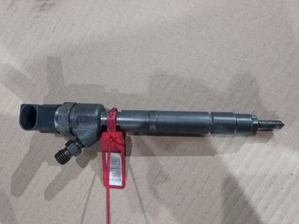 Форсунка Мерседес Вито (W639) 646983 2.2CDi